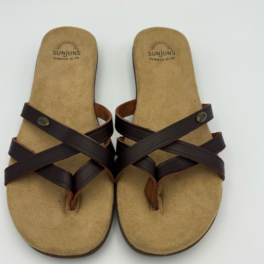 VTG GH Bass Co Sunjuns “Sharon” Sandals.  NWOT.  Brown Leather.  Size 7M